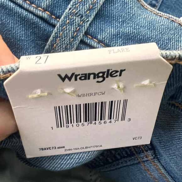 WRANGLER High Rise Flare Jeans with Seamed Detail Size 27 *NEW* *TAGS ON* - Picture 8 of 8